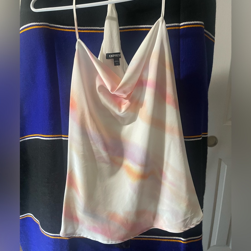 Women’s Express tank top